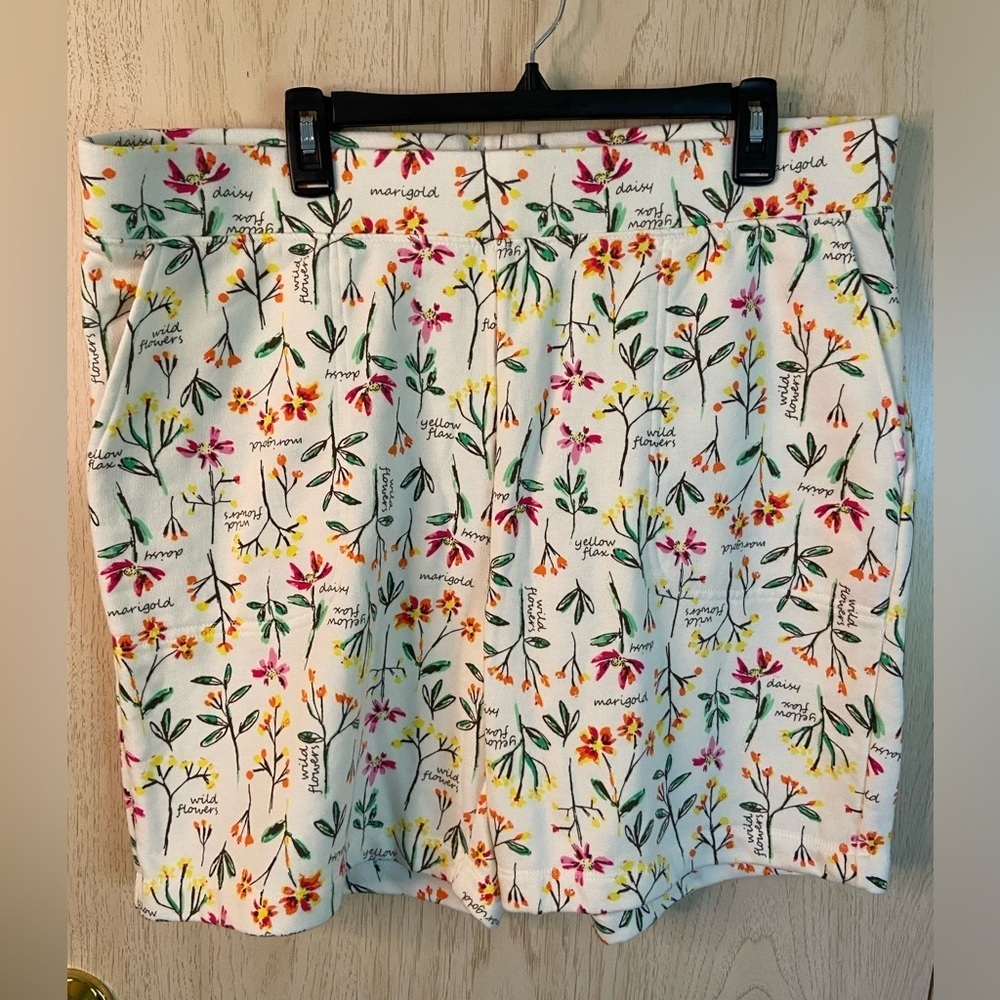 Lands End Serious Sweats Shorts Womans XL Floral Pockets Lounge Wear